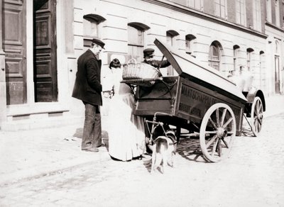 Pessoas e carro de cachorro, Antuérpia, 1898 de James Batkin
