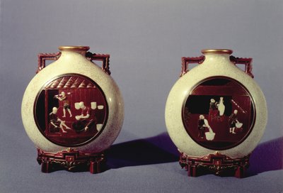Par de vasos de Worcester de James Hadley
