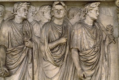 Ara Pacis Augustae, um altar independente com um grupo de viúvas, magistrados, sacerdotes... de James L Stanfield