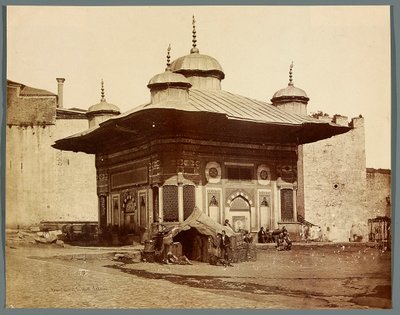«Fonte do sultão Selim» [Istambul. Fonte do sultão Selim] de James Robertson