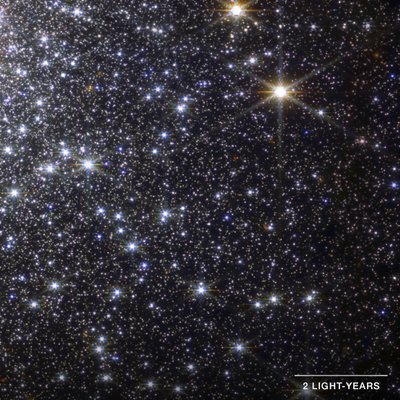 Aglomerado Globular M92 (Detalhe NIRCam) de James Webb Space Telescope (NASA)