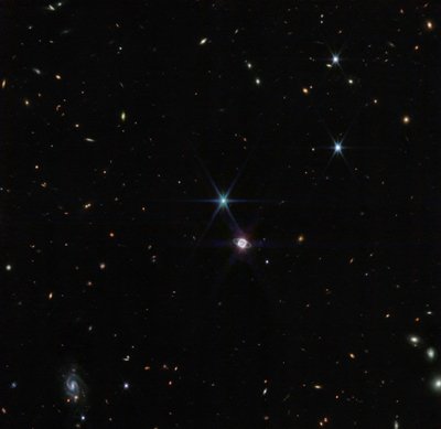 Vista Rara dos Anéis de Neptuno de James Webb Space Telescope (NASA)