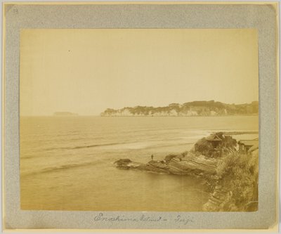 Ilha Enoshima, Fuji, Japão (foto a p/b) de Japanese Photographer