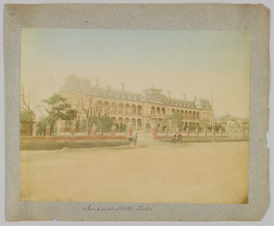 Imperial Hotel, Tóquio, Japão (foto a p/b colorida à mão) de Japanese Photographer