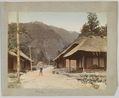 Aldeia de Chuzenji, Nikko, Japão (foto a p/b colorida à mão) de Japanese Photographer