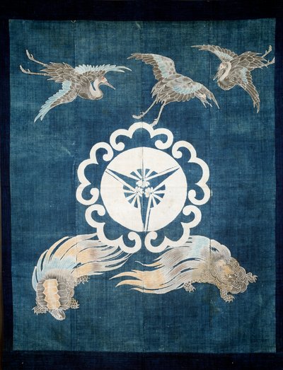 Arte Japão: tela de algodão coberta com símbolos de felicidade e longevidade. Século XIX. Colecção privada. de Japanese School