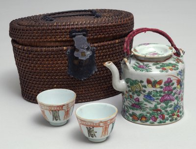 Jogo de chá japonês com estojo de vime, c.1850 (porcelana) de Japanese School