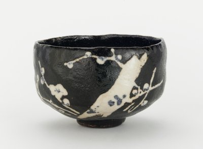 Bacia de chá com desígnio de árvore de ameixa florescente, Kyoto, Kyoto-fu, período de Edo (cerâmica) de Japanese School