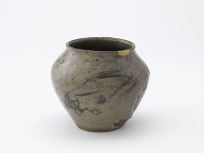 Jarro de água de cerimônia de chá, prefecture de saga, período de Edo, 17º-18º século (cerâmica) de Japanese School