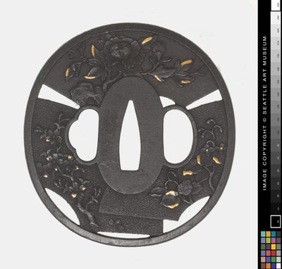 Tsuba: crisântemo, cereja, íris de Japanese School