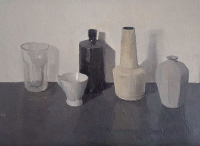 Natureza morta com cinco objectos, 2024 (óleo sobre papel) de Jason Line