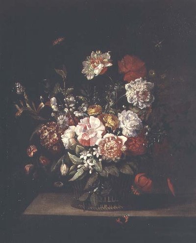 Flores mistas num cesto de vime com traças, libélula e almirante vermelho sobre um parapeito de Jean Baptiste (follower of) Monnoyer