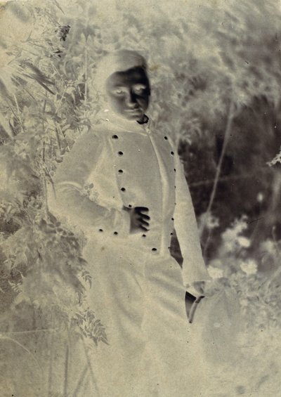 [Menino de uniforme], c. 1855. de Jean Baptiste Frénet