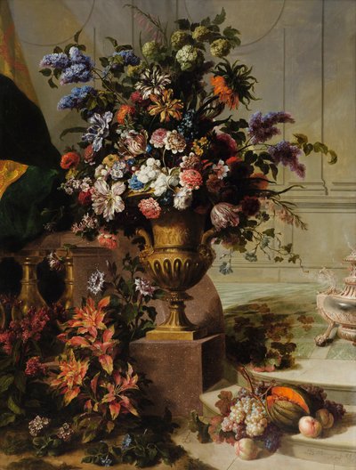 Um ramo de flores numa urna de bronze dourado sobre uma base de pórfiro num cenário arquitetónico de Jean Baptiste Monnoyer