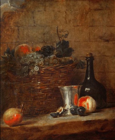 Cesta de frutas com uvas, um cálice de prata e uma garrafa, pêssegos, ameixas e uma pêra de Jean-Baptiste Simeon Chardin