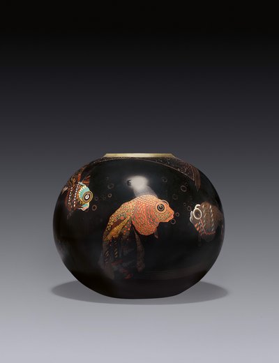 Vaso &39;Aux Poissons&39;, c.1928 (metal lacado, com revestimento de cobre) de Jean Dunand