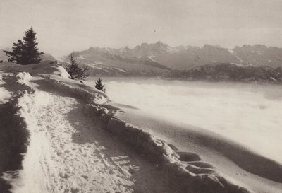 Rigi Kaltbad, dia ensolarado de Inverno (foto a p/b) de Jean Gaberell