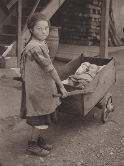 Suíça: A Vida Simples, um perambulador primitivo (foto a p/b) de Jean Gaberell