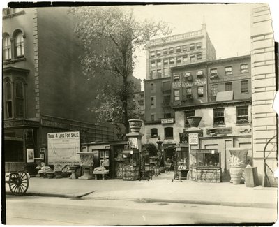 28ª Rua entre a Broadway e a Quinta Avenida, c.1905-18 (foto em prata gelatina) de Jessie Tarbox Beals