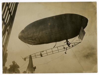Nave Aérea "California Arrow" de Jessie Tarbox Beals