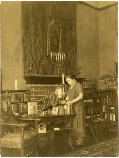 Fanny Hurst, c.1909-28 (foto em prata gelatina) de Jessie Tarbox Beals