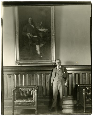 Ex-Chefe do Correio, Harry S New, c.1905-37 de Jessie Tarbox Beals