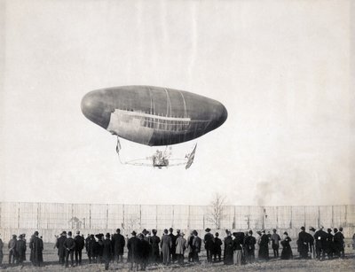 Francois Airship em voo do Departamento de Transportes na Feira Mundial de 1904 de Jessie Tarbox Beals