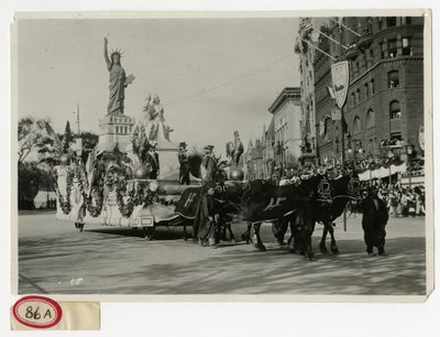 Desfile Histórico Flutuador Nº 53: Estátua da Liberdade de Jessie Tarbox Beals