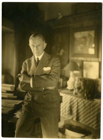 John McCutcheon, cartoonista de Chicago, c.1905-40 (foto em prata gelatina) de Jessie Tarbox Beals