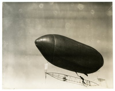 Chapéu de rapaz - em St. Louis de Jessie Tarbox Beals