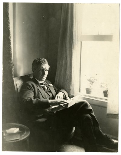 Llewelyn Powys, c.1905-40 (foto gelatina prateada) de Jessie Tarbox Beals