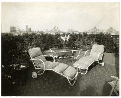 Sra. Alice Woodward Rhinehardt, 400 E 52 St, New York, EUA, c.1905-40 (foto em prata gelatina) de Jessie Tarbox Beals