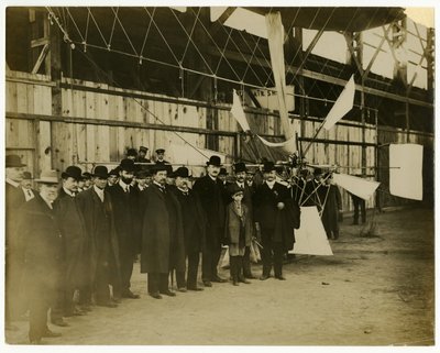 A Feira Mundial de St Louis, Pres Francis à direita de Jessie Tarbox Beals