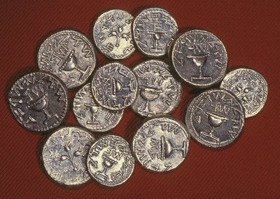 Um tesouro de shekels, Jerusalém de Herodes, c.66-70 dC (prata) de Jewish School