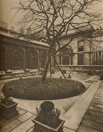 Uma inspiração arquitetônica: The Garden Court no Banco da Inglaterra, c1935. de Joel