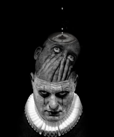 Uma morte de palhaços (serie), 2014 (arte digital fotográfica) de Johan Lilja