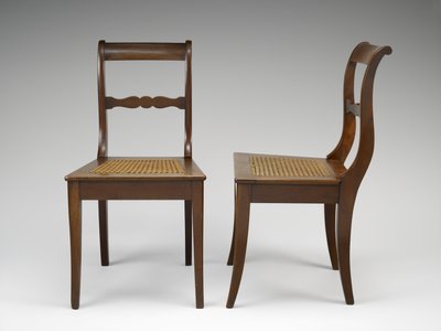 Par de cadeiras laterais, c. 1846-1860 (nogueira preta, cana) de Johann Michael Jahn