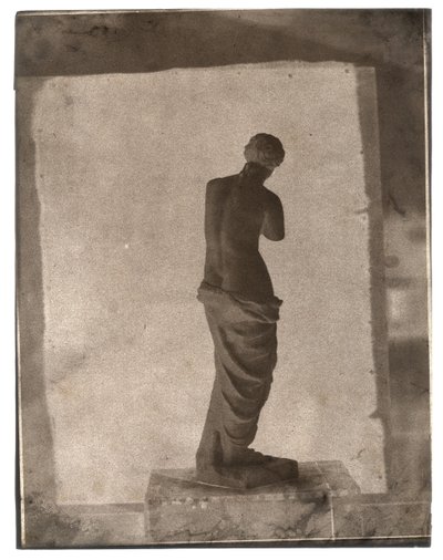 Sem título [Natureza morta com estatueta da Vênus de Milo], 1852-53. de John Beasley Greene
