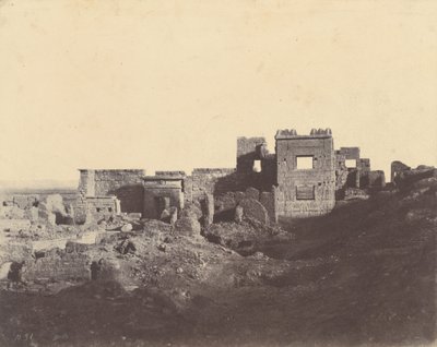 Medinet Habu. Vista tirada da entrada do Palácio de Ramses Méiamoun de John Beasly Greene