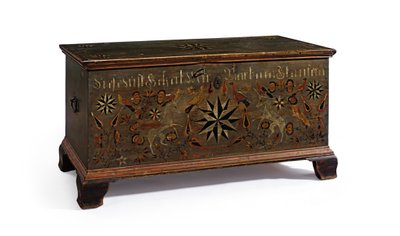 Cômoda com manta decorada feita para Barbara Stauffer, Rapho Township, Lancaster County, Pensilvânia, EUA, 1799 de John Flory
