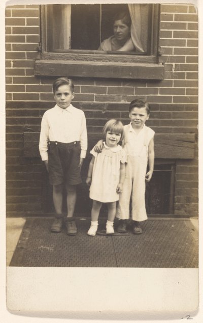 [Retrato de três crianças]. de John Frank Keith