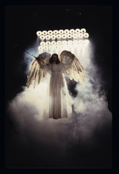 Angels In America escrito por Tony Kushner de John Haynes
