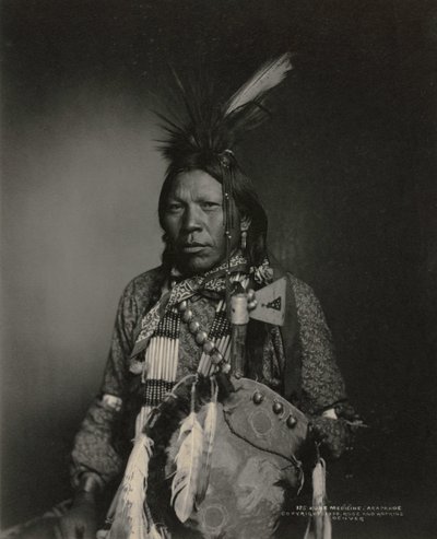 Corre Medicina, Arapahoe, 1898-1899. de John K. Rose