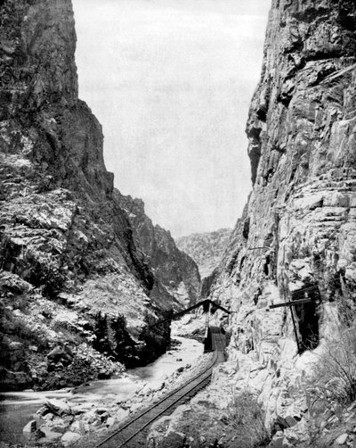 Royal Gorge, Colorado, EUA, 1893. de John L. Stoddard