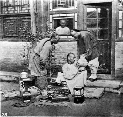 China, a bordadeira ou o amante da arte c. 1870 (foto) de John Thomson