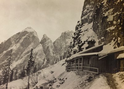 Álbum "Meine weltkriegs - Erinnerungen South-West Front (Caríntia, Itália, Tirol do Sul) (My world war - memories of the South-Western Front in Carinthia, Italy, Trentino-Alto Adige) 31/03/1915-12/11/1918 - Josef Zohles Wien ": quartel militar no Al de Josef Zohles