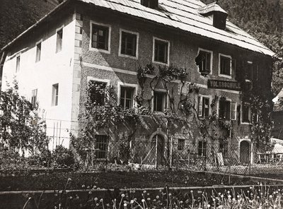 Álbum "Meine weltkriegs - Erinnerungen South-West Front (Caríntia, Itália, Tirol do Sul) (My world war - memories of the South-Western Front in Carinthia, Italy, Trentino-Alto Adige) 31/03/1915-12/11/1918 - Josef Zohles Wien ": escola elementar Malborghe de Josef Zohles
