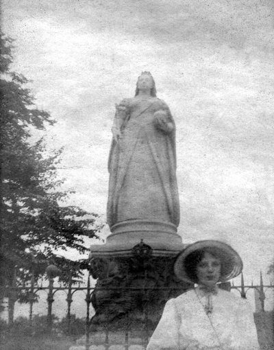Estátua da rainha Victorias, College Green, Bristol, século XX de Joseph Edgar Boehm