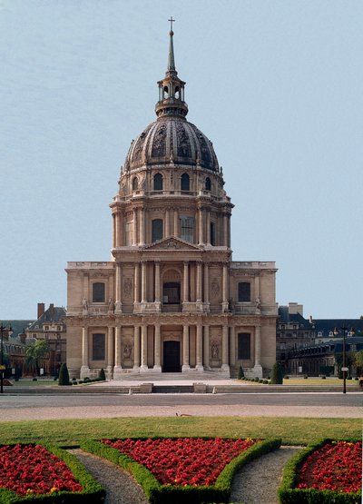 Vista sul da Cúpula do Hotel des Invalides realizada por Jules Hardouin Mansart (1646-1708) em um projeto do Liberal Bruand. 1679-1708 Paris - A Cúpula do Hotel des Invalides, construído em 1679-1708 por Hardouin Jules Mansart (1646-1708). Paris, França de Jules Hardouin Mansart
