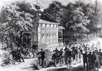 A Velocipede Race at Pre Catelan, c.1860-70 (gravura) (foto a p/b) de Jules Pelcoq